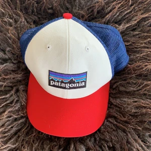 Patagonia keps - Lägger ut igen pga oseriös köpare! BUDA I KOMENTARERNA❌❌❌Använd fåtal ggr ❤️🤍💙köparen står för frakt  Bud på 150kr