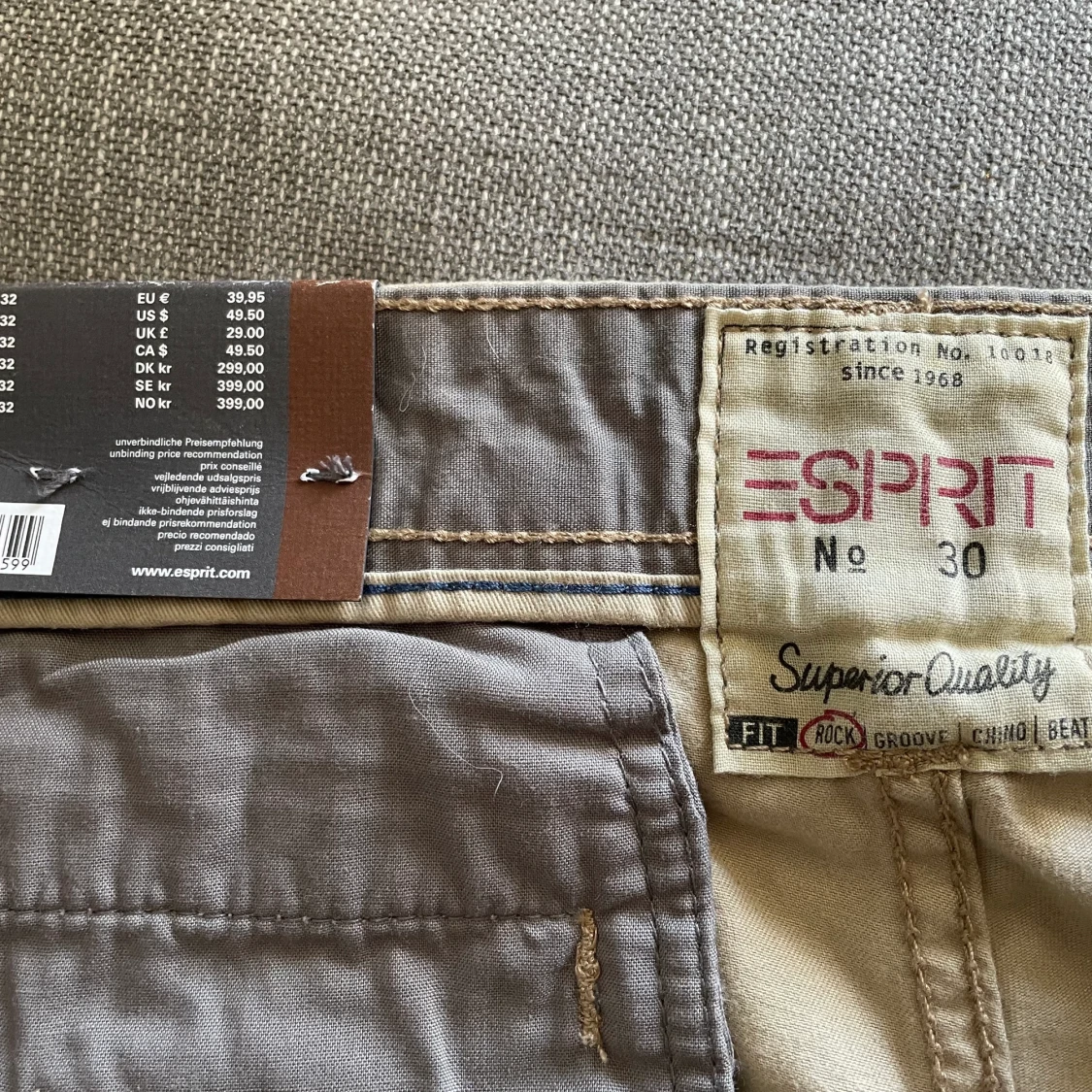 Nya Esprit herr shorts Strl 32 - 91