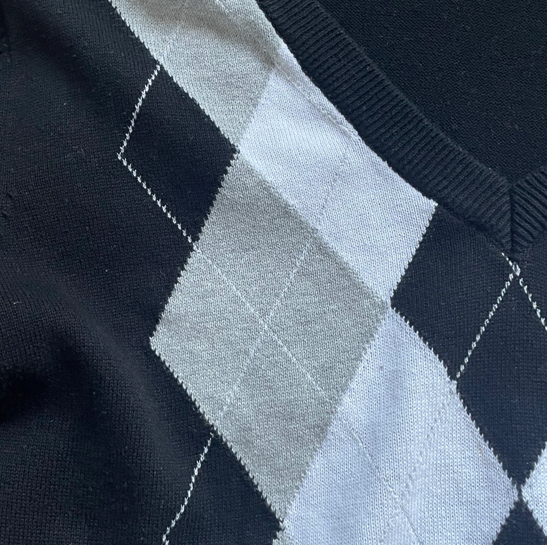 v-ringad tröja  - 90