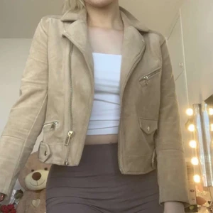 Jacka - Jacka i storlek S