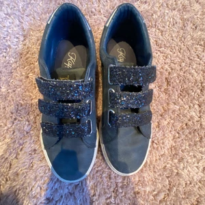 Skor - Så snygga skor ifrån zalando!💕💕