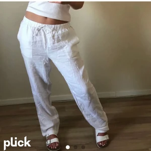 INTRESSEKOLL Linne byxor  - 💙INTRESSEKOLL 💙linnebyxor (lånad första bild) de är långa i modellen! Ordinarie pris 599kr 🤍storlek S