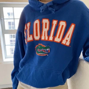 West vintage UF - Instagram: West__vintage