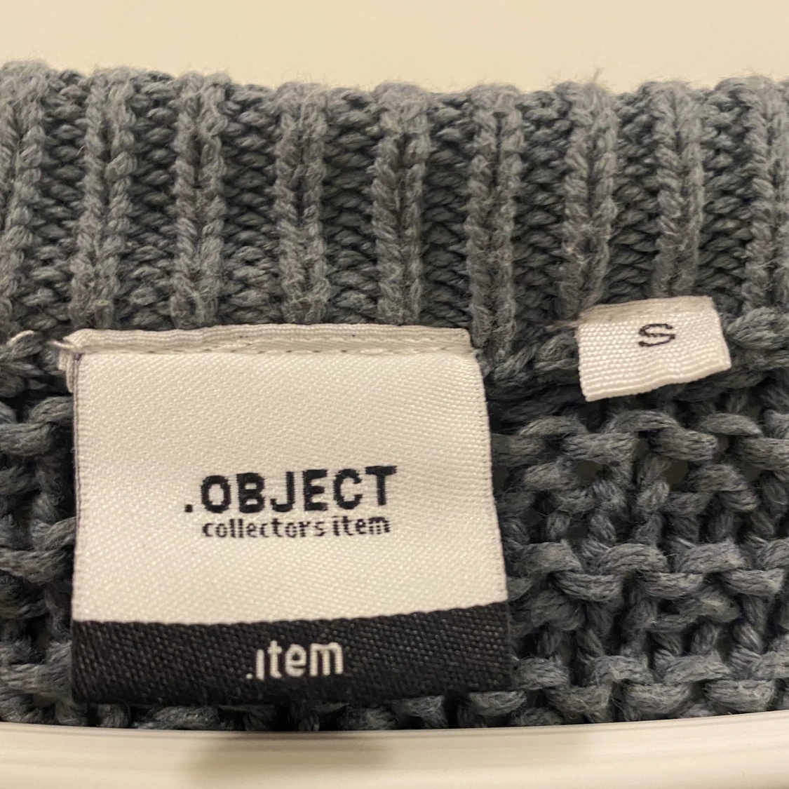 Blå stickad tröja  - 90