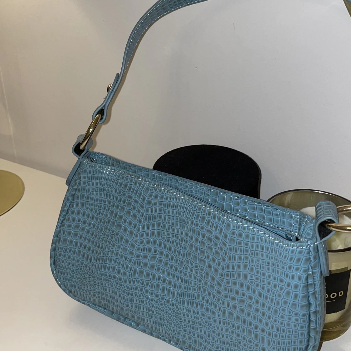 Blå axelväska  - 90