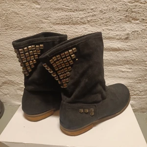 Skor - Boots, använda i bra skick. 