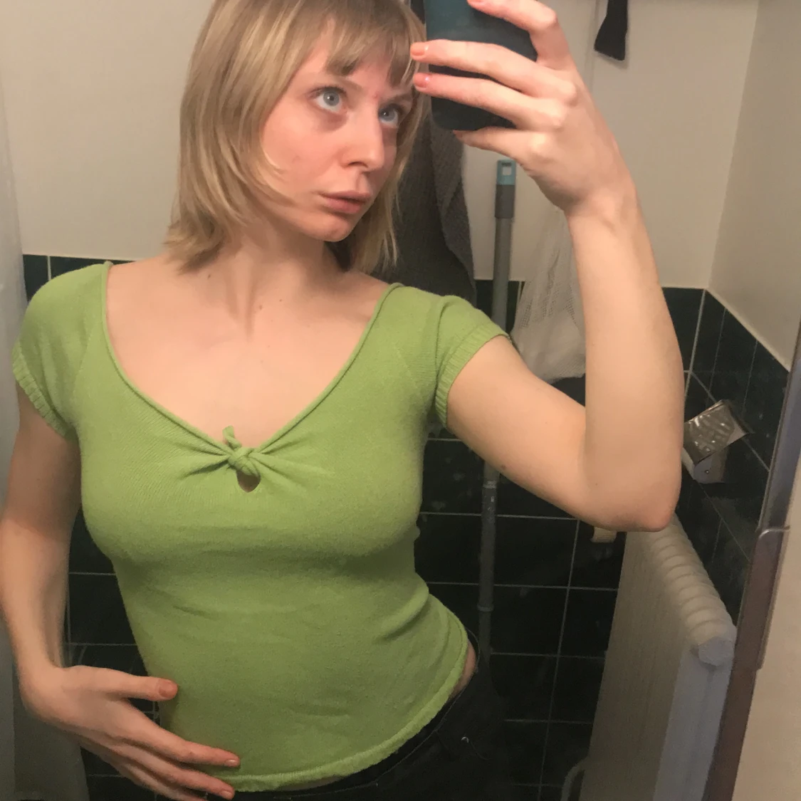 Grön stickad prinsesströja!