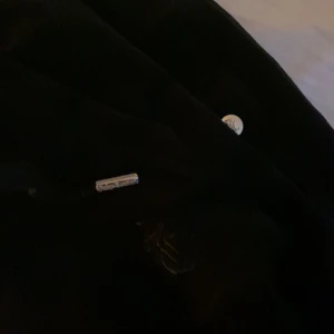 Juicy Couture - jag säljer mina underbart sköna juicybyxor. Det är helt äkta och knappt använda då jag inte är bekväm i tajtare mjukisar. 