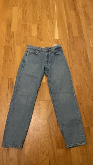 Pull&bear jeans - Köpta för 500 kr   Storlek 36