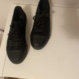 Svarta skor från New look storlek 39 