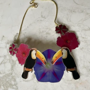 Tropical Plate Necklace - Tropical Printed Plate Necklace  Modern Design  Gently worn, cracking in one piece from the back- does not affect look when worn