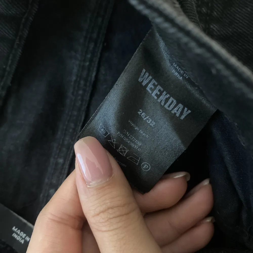 Voyage jeans från weeday som blivit för små. Farkut & Housut.