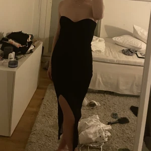 Klänning  - Klänning från Gina Tricot 