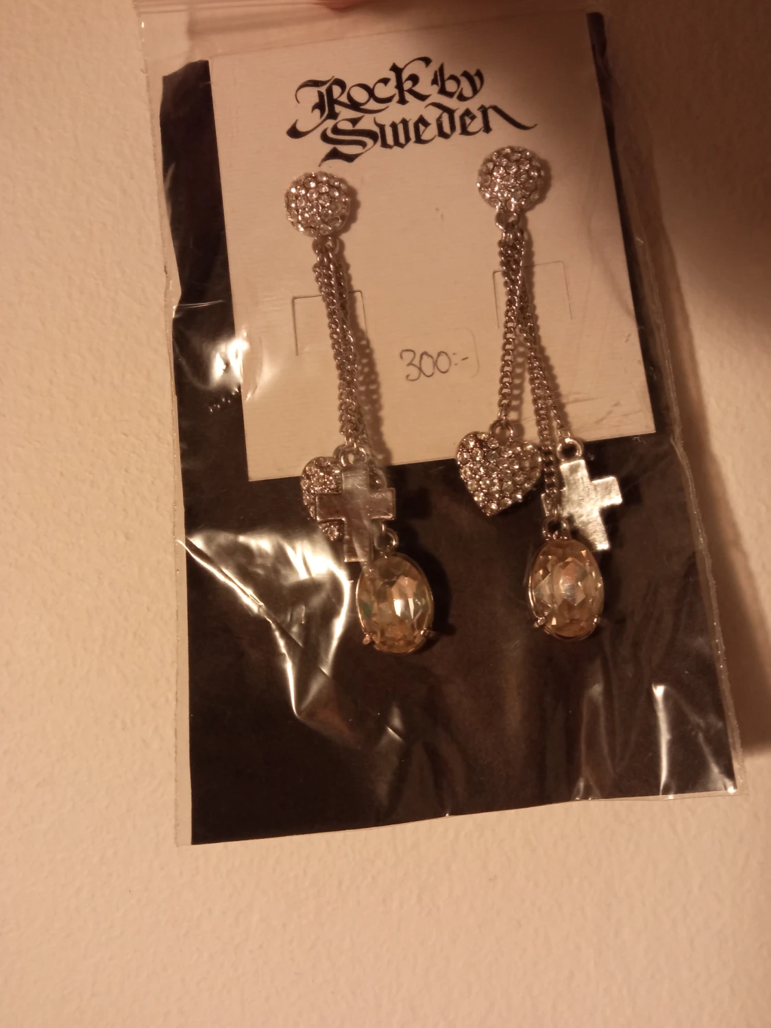 Skitsnygga örhängen  - 90