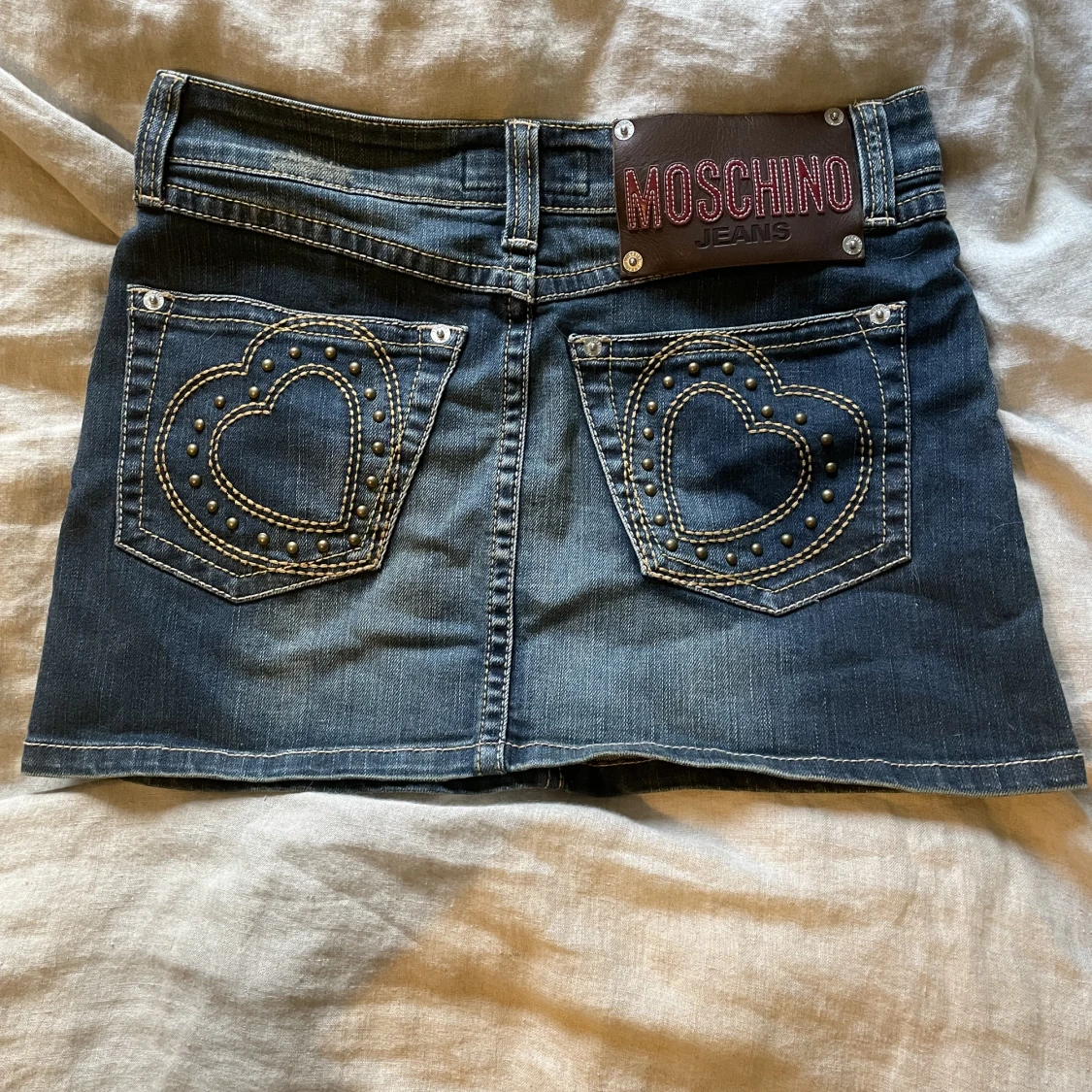 Vintage Moschino Kjol