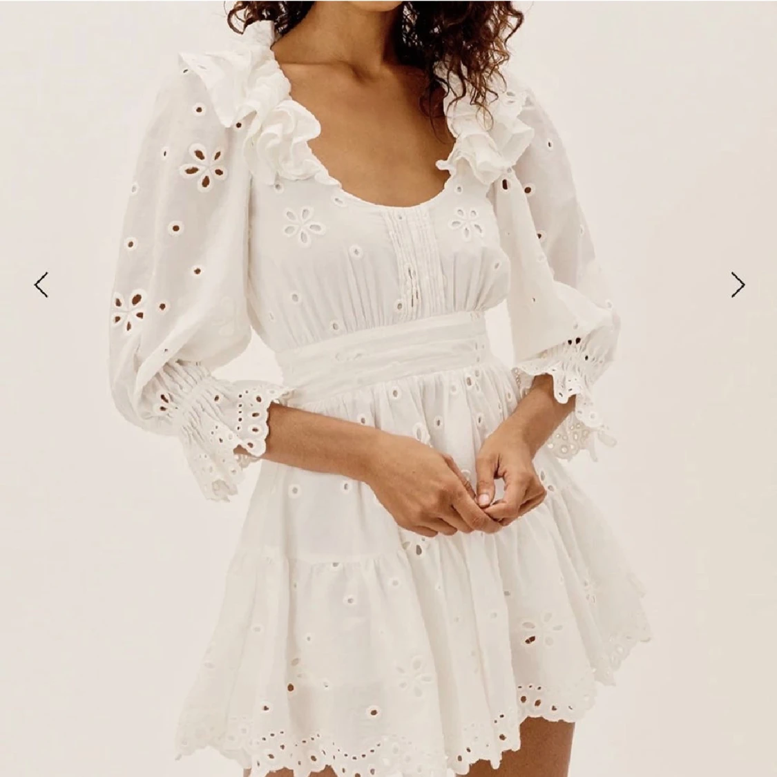 For love and lemons studentklänning 