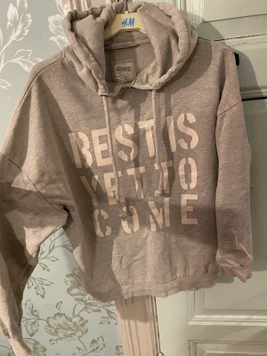 Tjock tröja  - Använt skick 