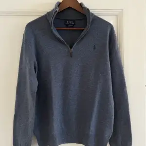 Great condition, barely used 100% wool