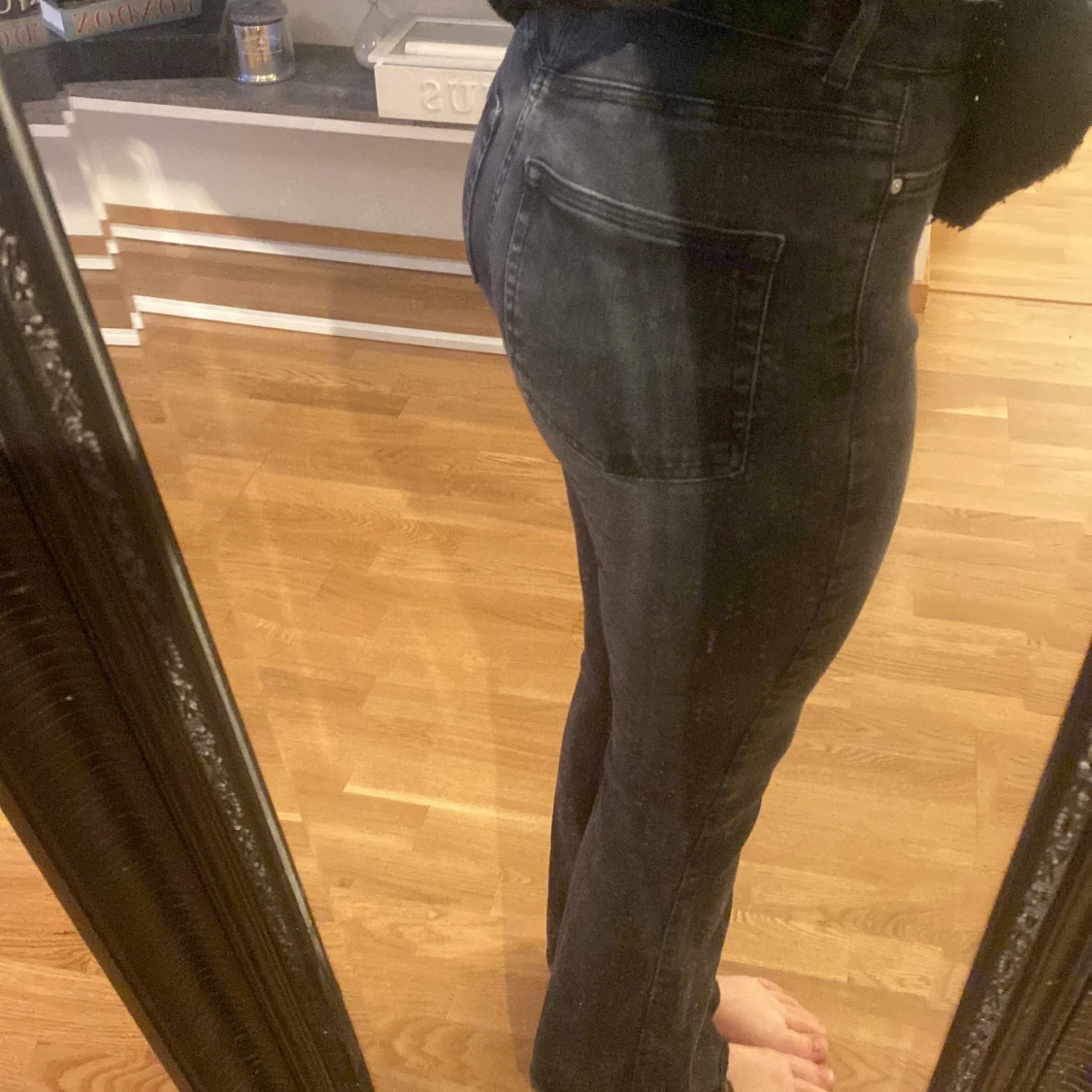 Svarta bootcut jeans - 91