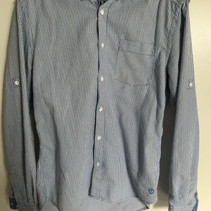 Skjorta - Supersnygg skjorta från Solid Jeans! Liten röd fläck på fickan men går bort i tvätten! Annars i superfint skick!