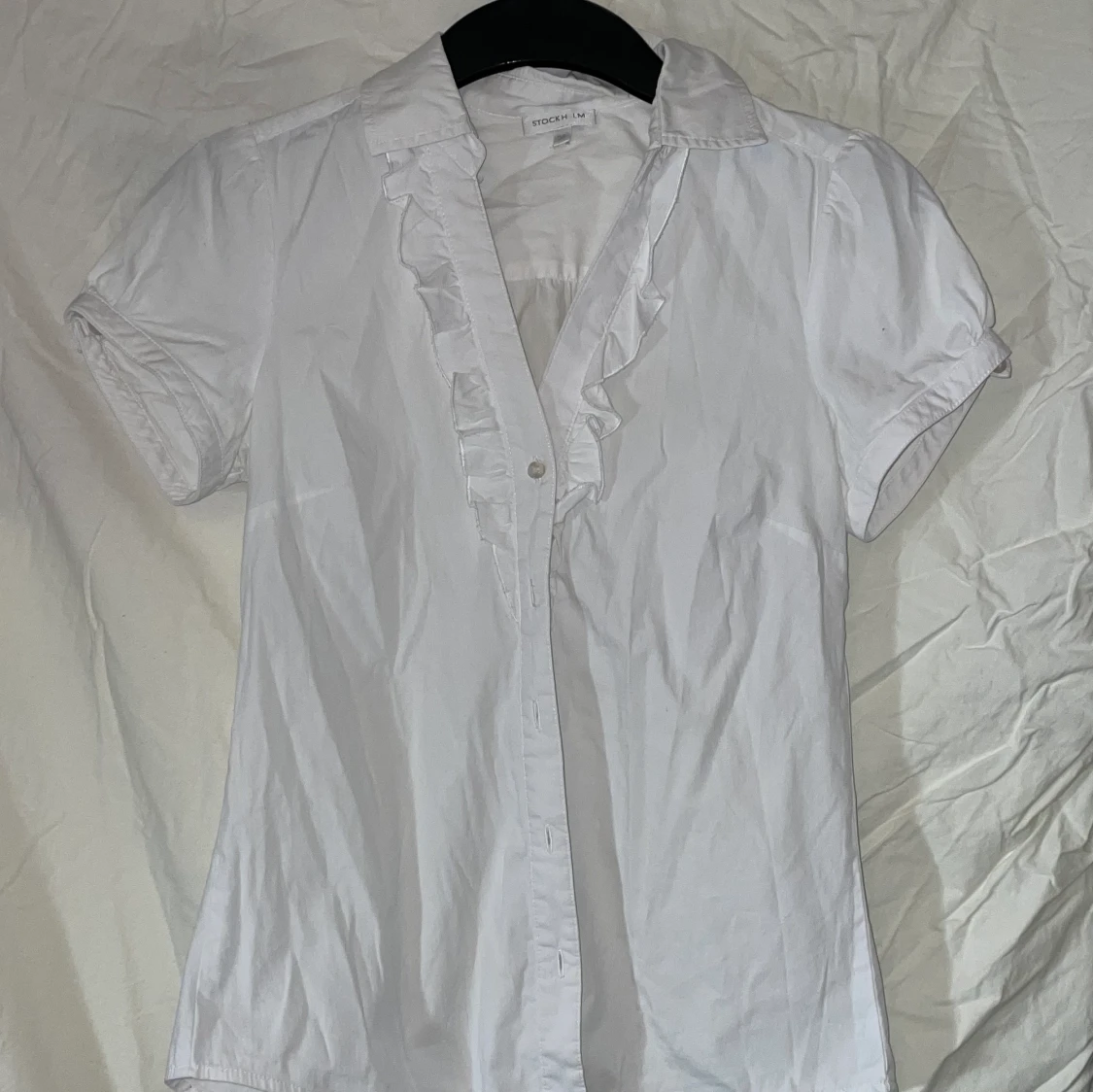 Vit skortärmad skjorta