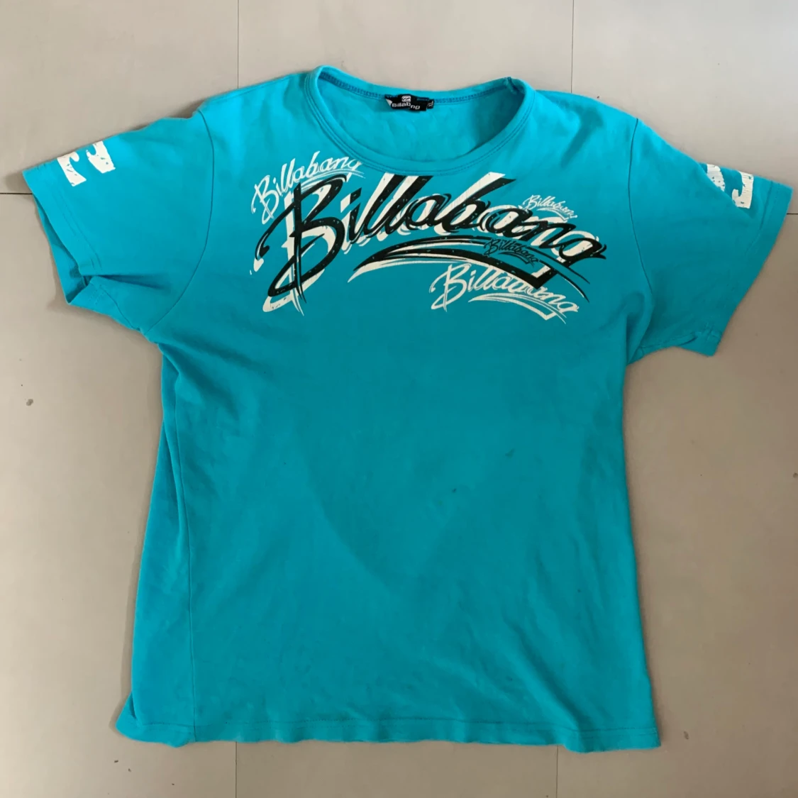Billabong T-shirt