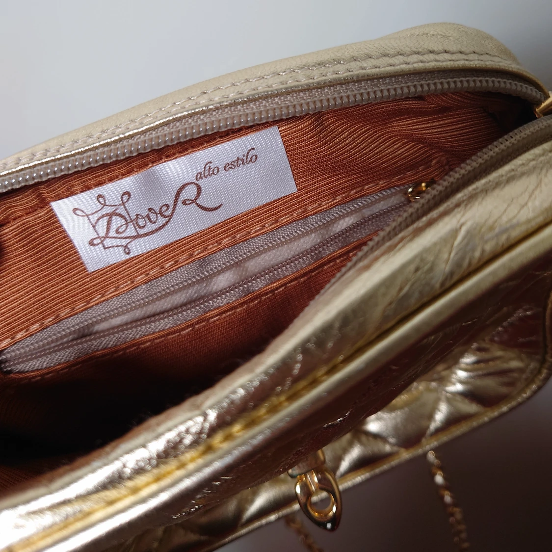 Liten guldväska - 91