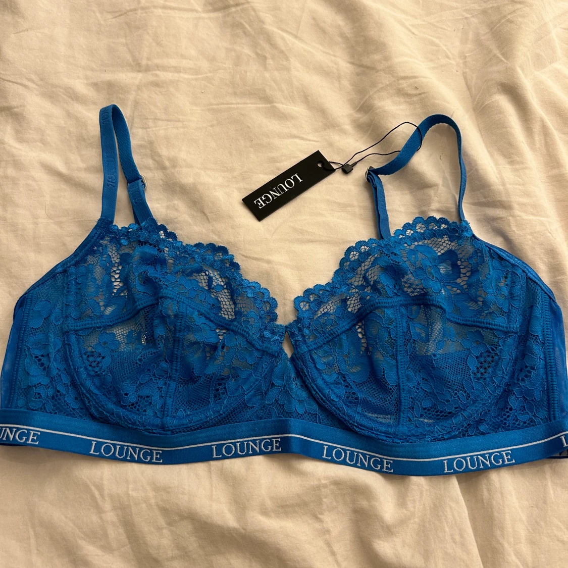 Blå bralette från Lounge Underwear