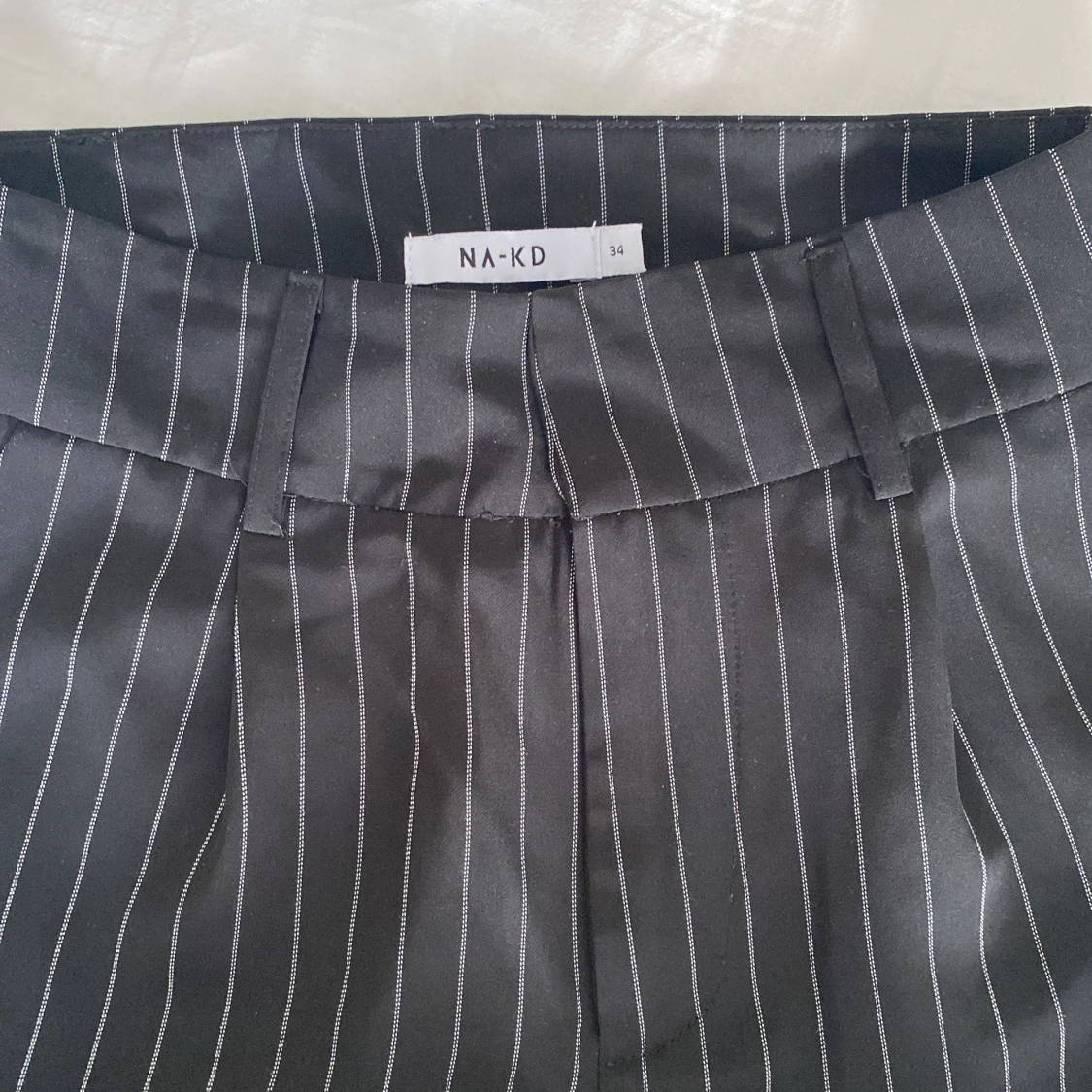 Jättesköna randiga ”kostymbyxor” - 90