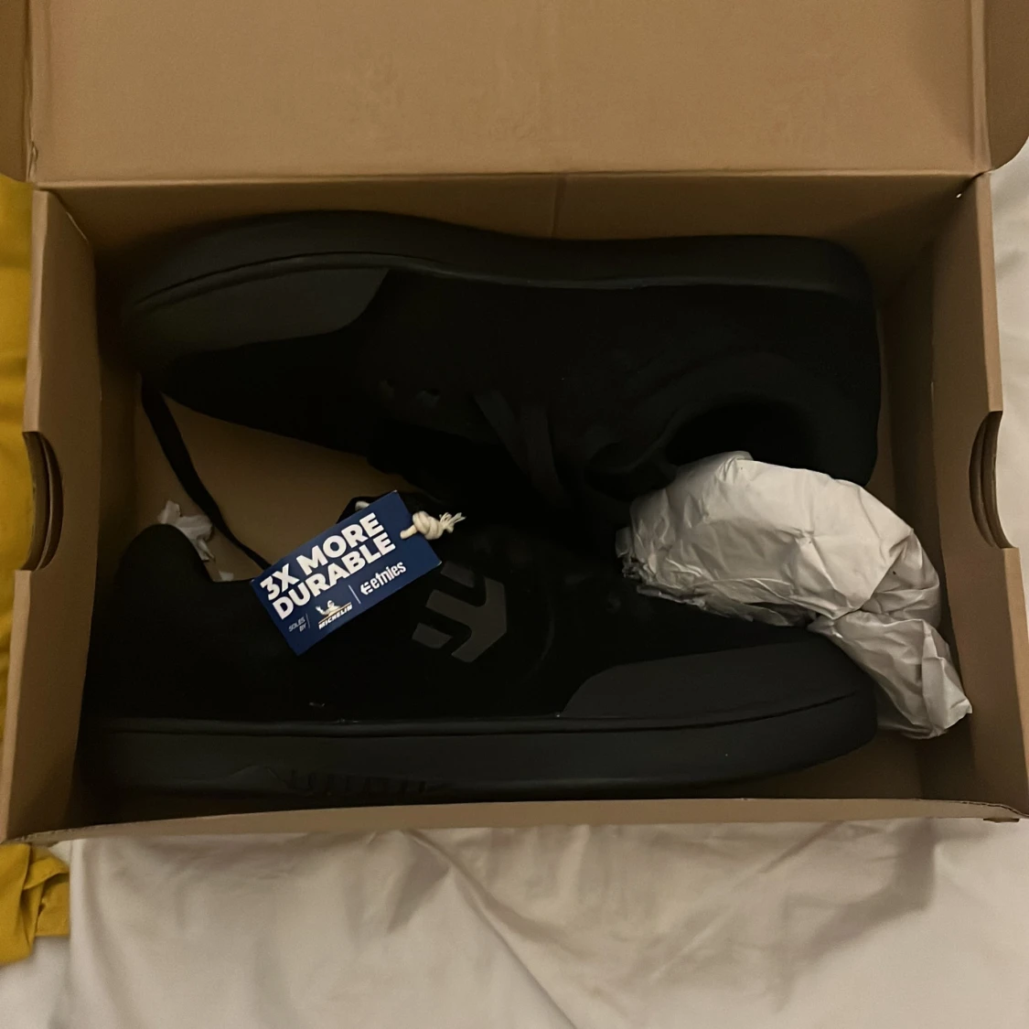 Etnis Marana-skateskor 