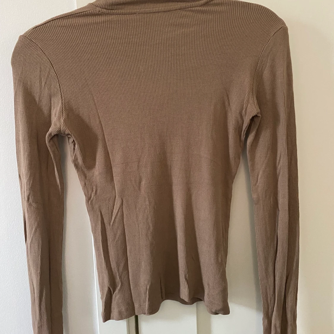 Ribbad tröja - halv polo - 91