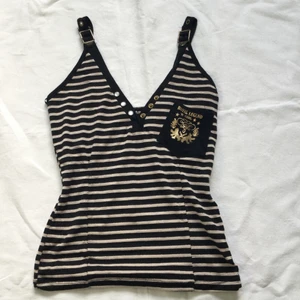 Linne - Randig linne som kan knäppas upp, passar till xs-s