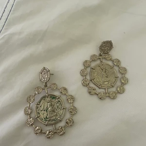 Örhängen - Från other stories! Aldrig använda!