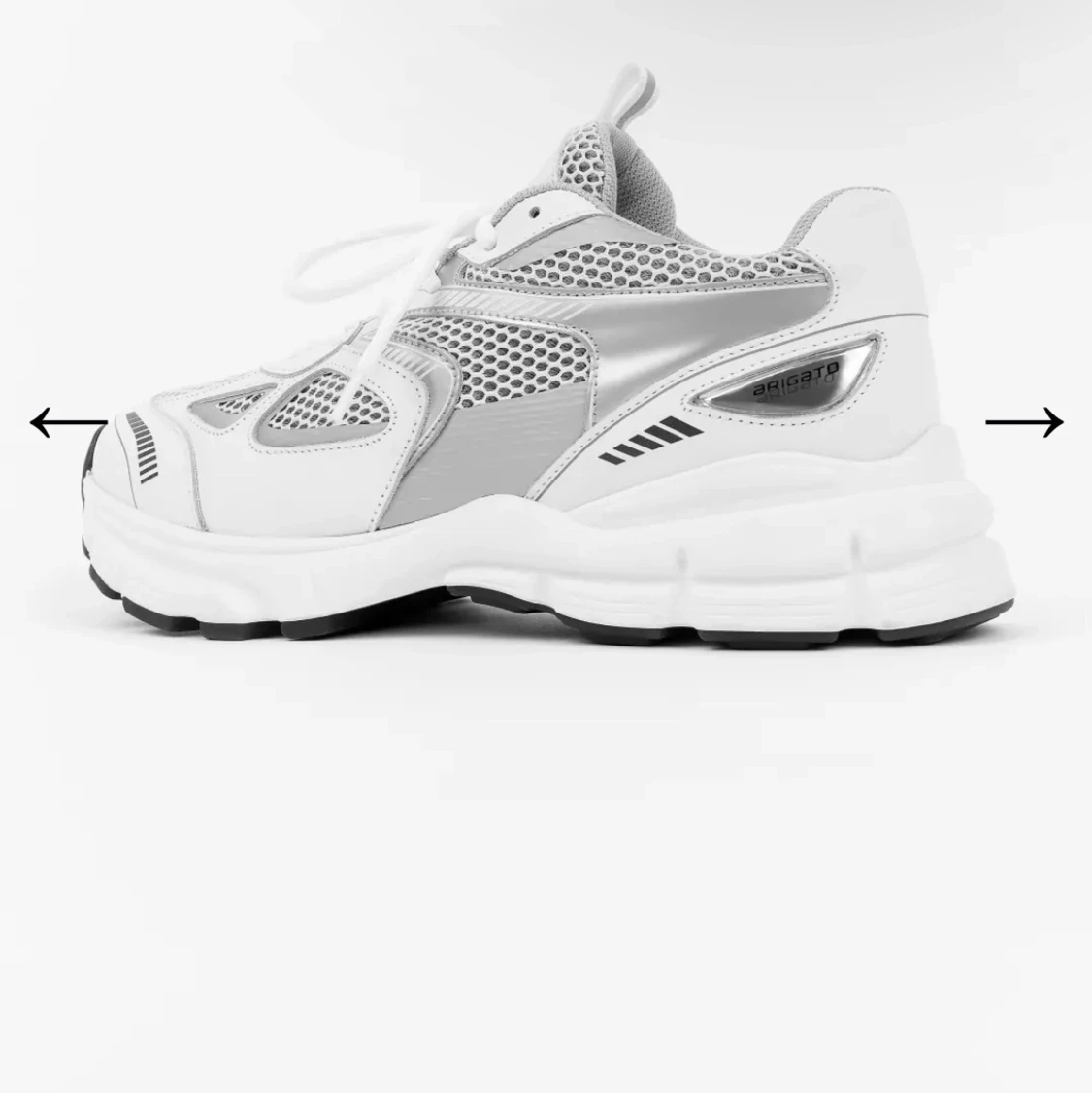 Fick skorna i julklapp men har inte använt dom nån gång, helt nya och inte använda nån gång - 90