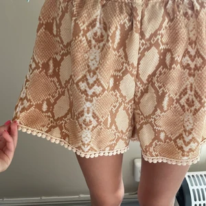 Shorts  - Mjuka shorts med fin kant 