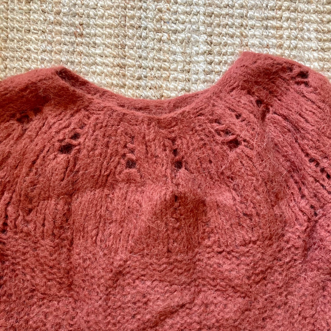 Stickad tröja