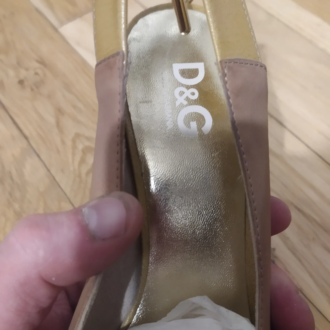 D&G högklackat i toppskick - 91