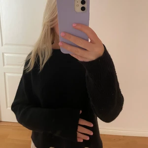 Bershka  - En stickad mysig tröja från bershka🤍