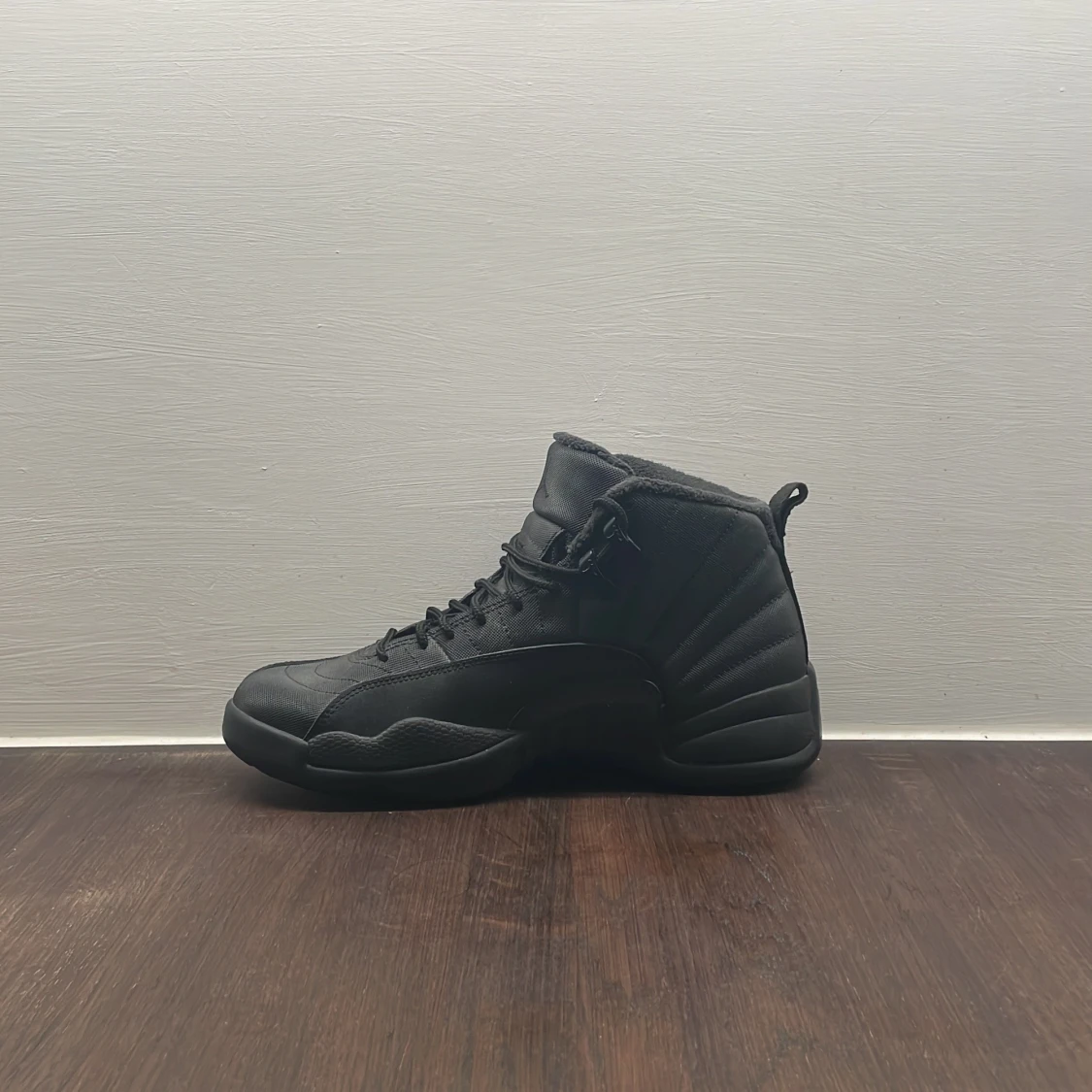 Air Jordan 12 (vinterskor) - 90