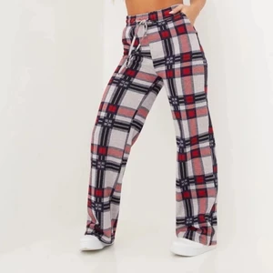 pyjamasbyxor  - använda max 3 gånger, super sköna