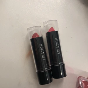 Läppstift  - Alldrig använda