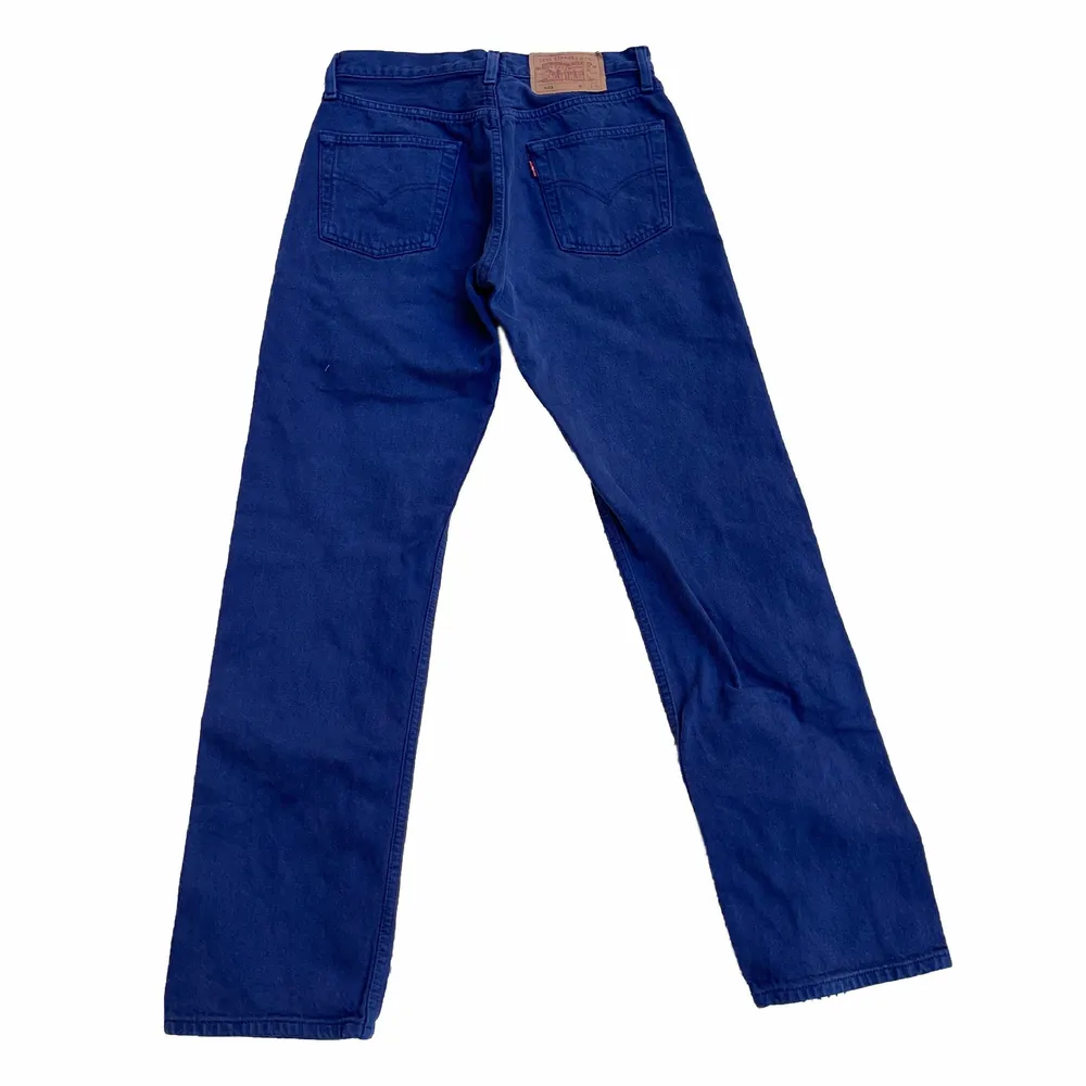 Mörkblå levis i modellen 501! Storlek 30/30🦋💙🌀💎. Jeans & Byxor.