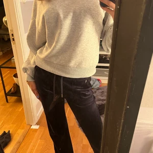 grå collage tröja - Grå collage tröja från gina! Storlek xs❤️