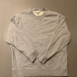 Cos sweatshirt - Fint skick inga defekter