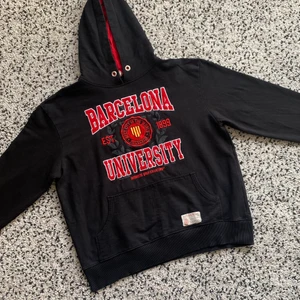 VINTAGE COLLEGE HOODIE - Vintage hoodie - size M - 399 SEK - gratis frakt 📦 