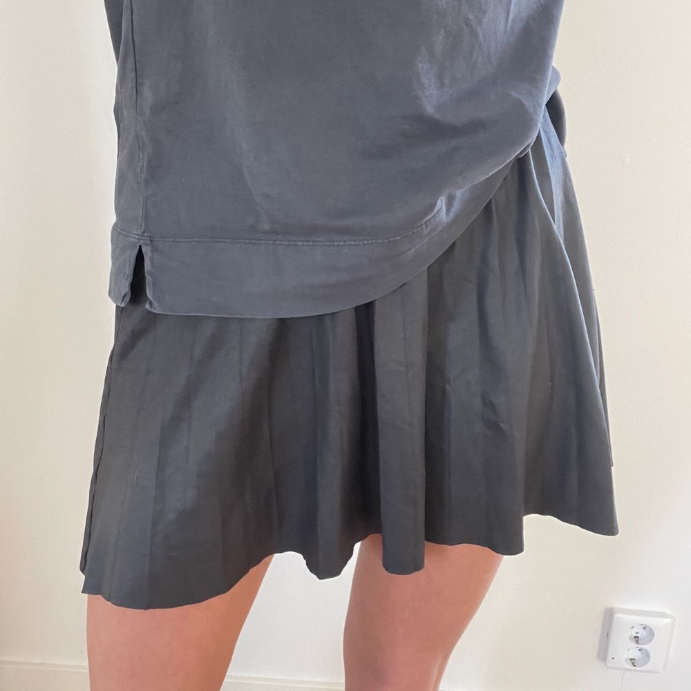 Zara läder kjol - Zara | Plick Second Hand