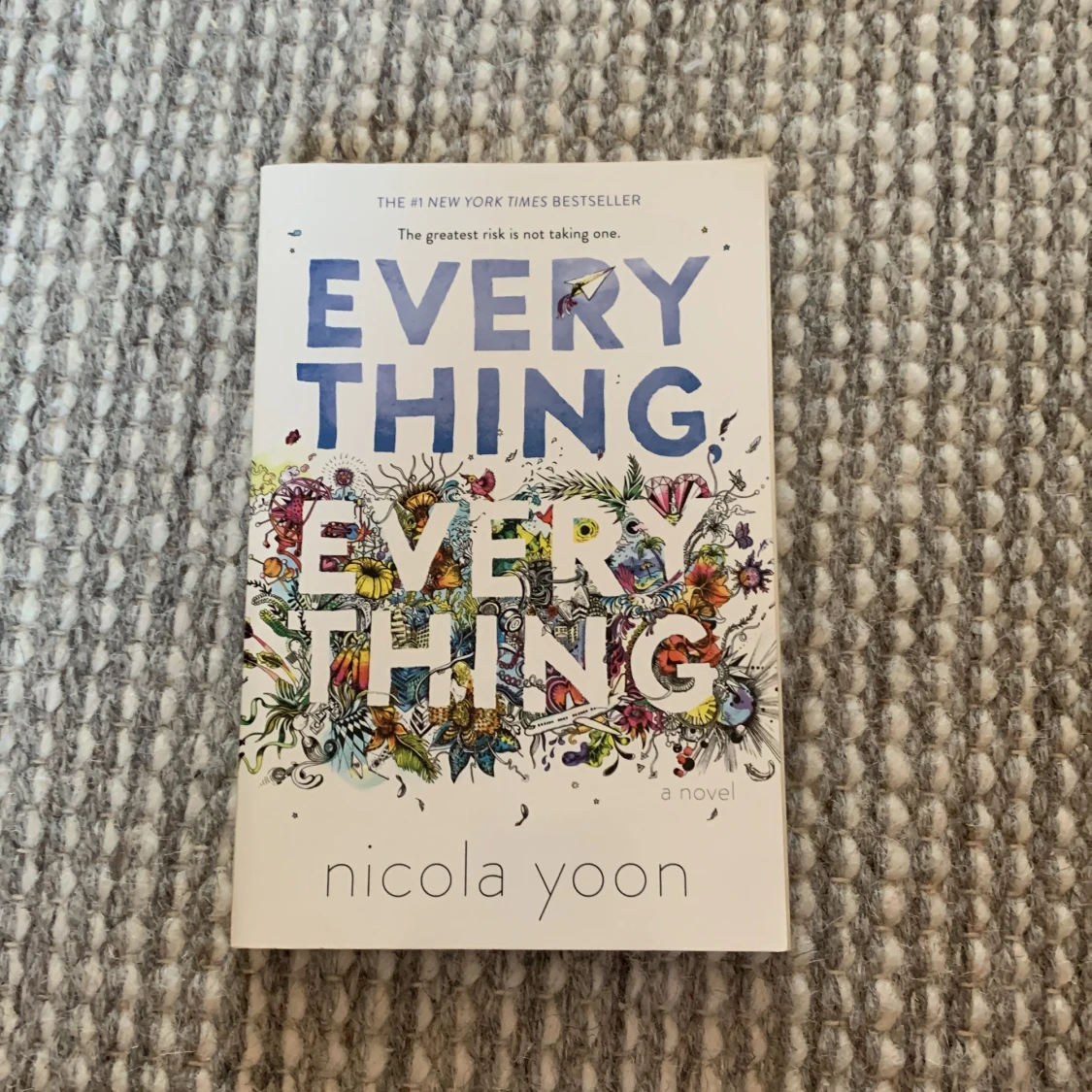 Everything, everything av Nicola Yoon