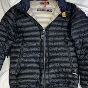 Parajumpers  - 1 månad gammal o i nyskick Äkta såklart 