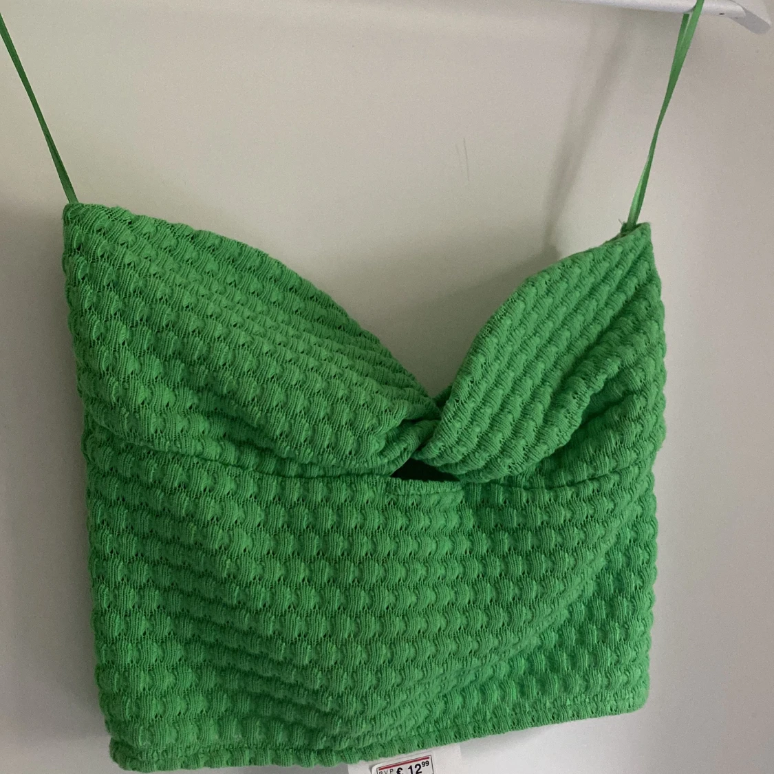 Skit snygg topp från Pull and bear!  - 90