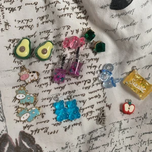 Berlock-kitt💕💫 - Berlock-kitt ni får buda på det💫💕 start bud 20kr